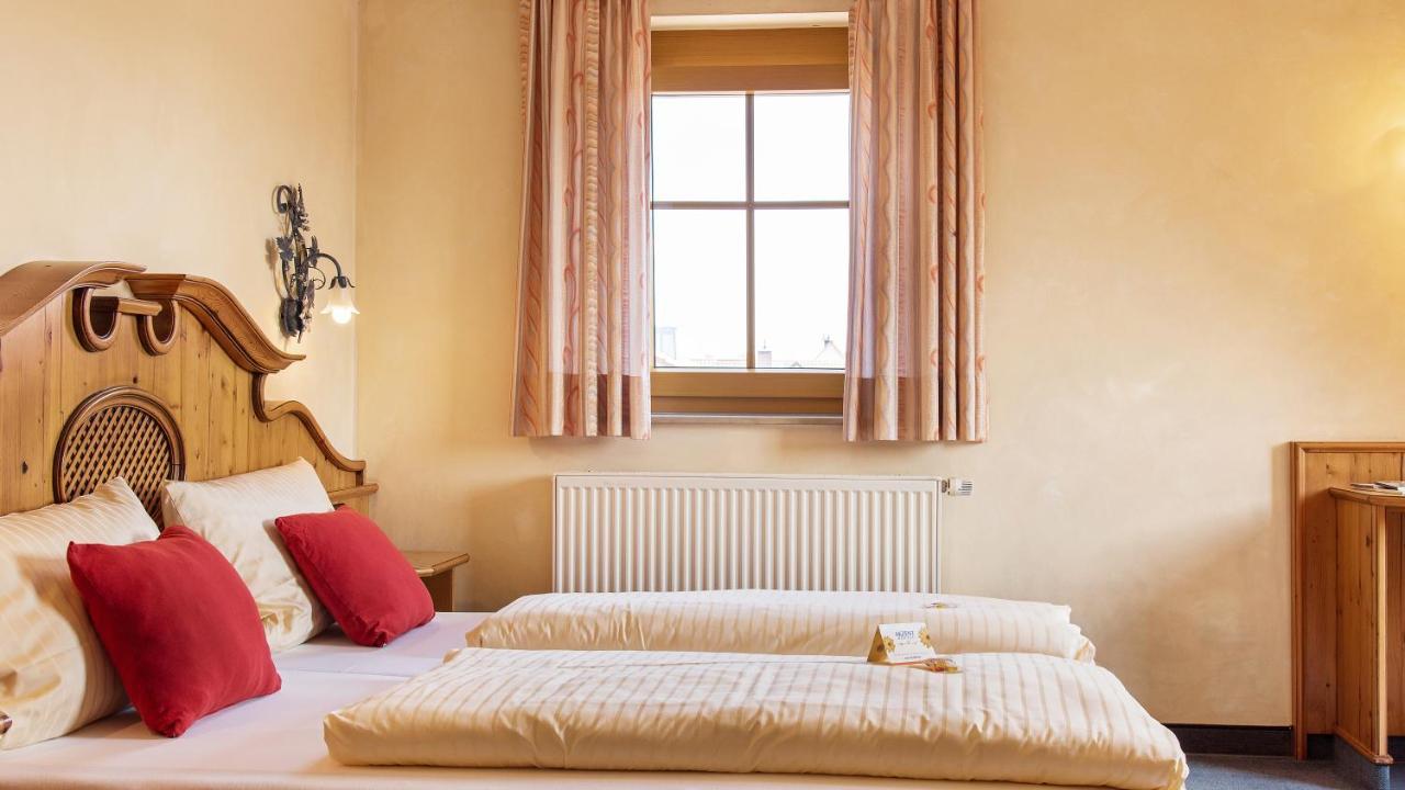 Akzent Hotel Krone Helmstadt Luaran gambar