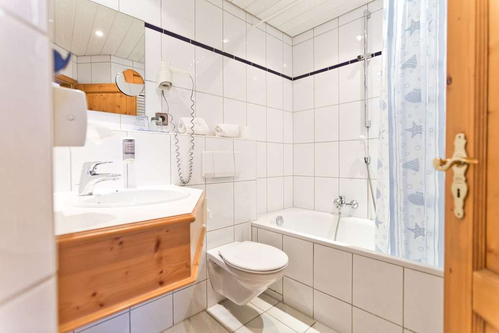 Akzent Hotel Krone Helmstadt Luaran gambar